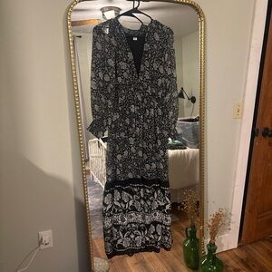 Old Navy Black and White Floral Maxi Dress